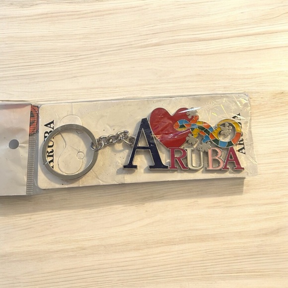 Other - Aruba Souvenir Keychain with Heart and Colorful Iguana